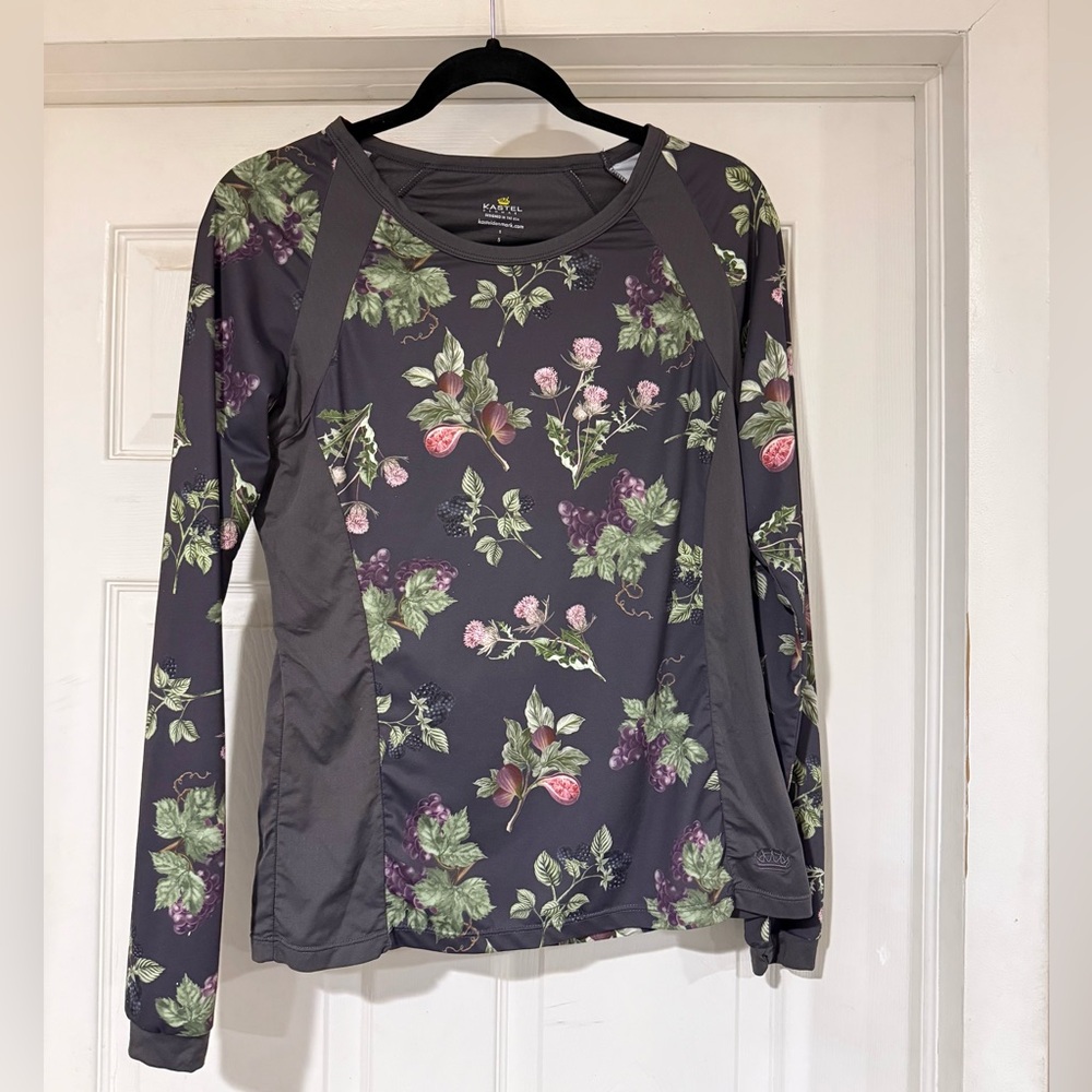 Kuhl Women’s Long Sleeve Floral Performance Tee - Dark Gray Floral